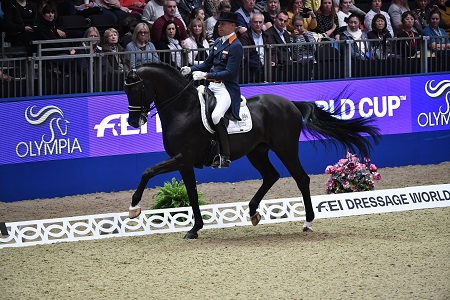 Hans Peter Minderhound NED Glocks Dream Boy NOP credits London Olympia Horse Show