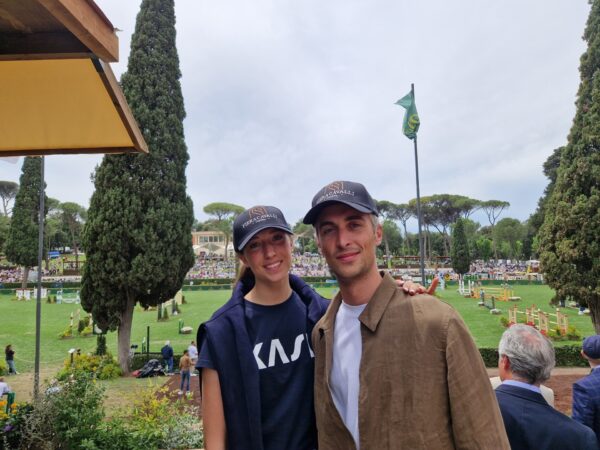 Mattia Stanga, influencer da 3 milioni di followers con la sorlla Giulia a Piazza di Siena 2024