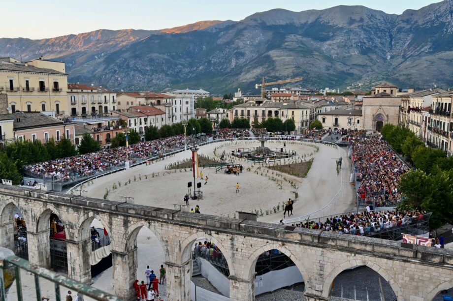 FOTO PIAZZA SULMONA 1