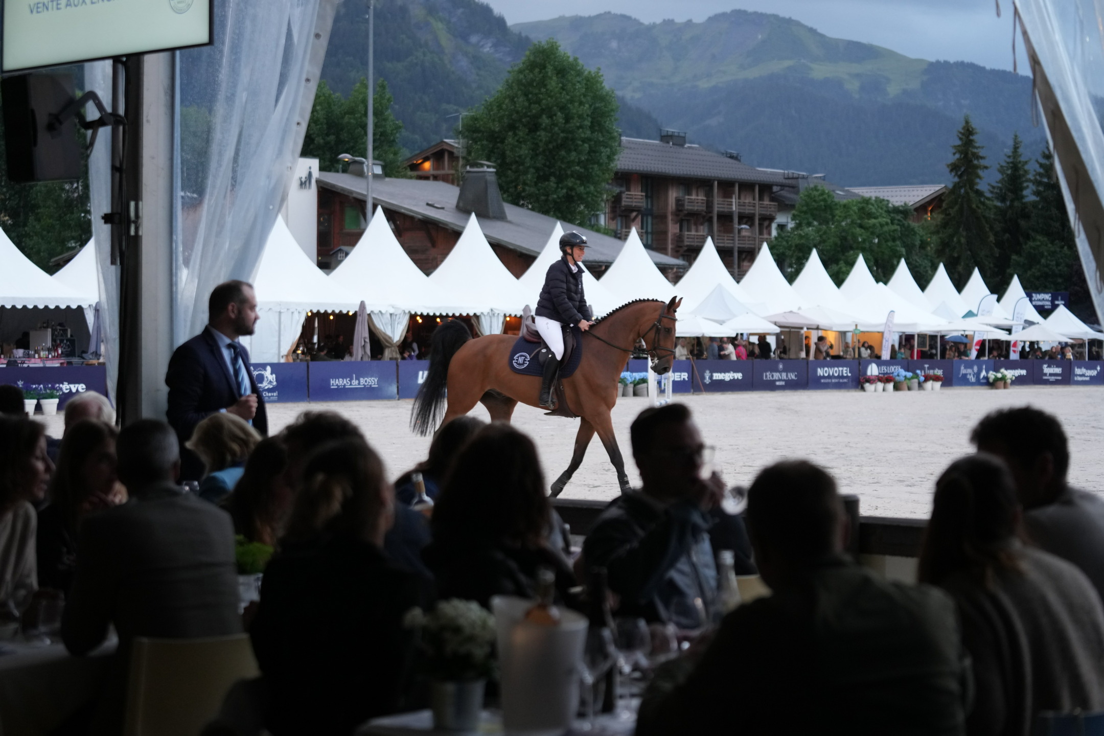 JUMPING MEGEVE 2024 VENTE EXTRA HORSES ©Nicolas Hodys 6