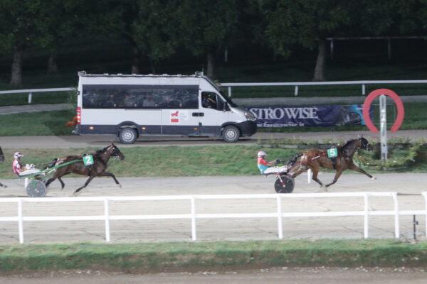 Ippodromo San Siro, corsa trotto Milano