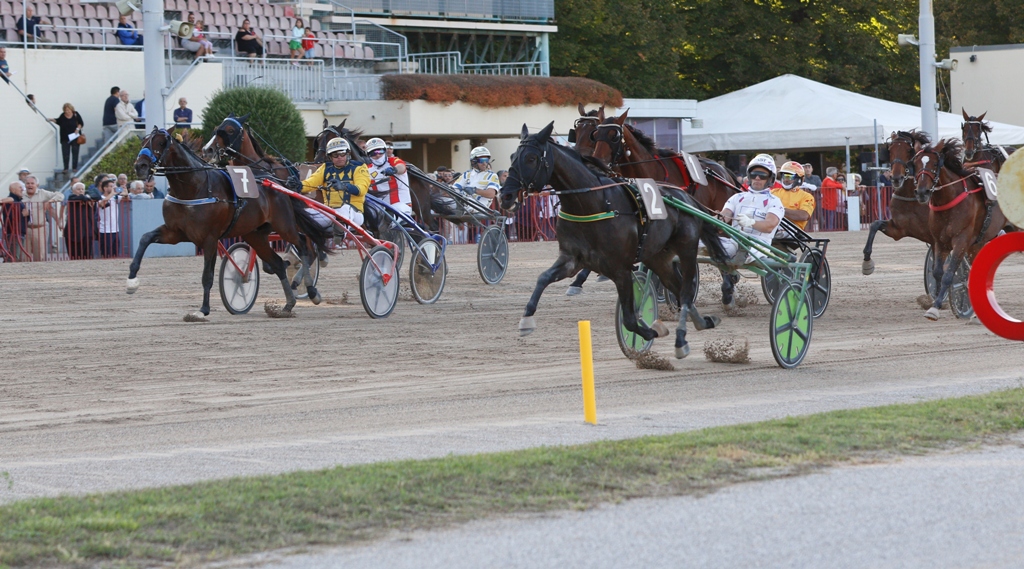 Arrivo Continentale Dimitri Ferm Ippodromo dell'arcoveggio