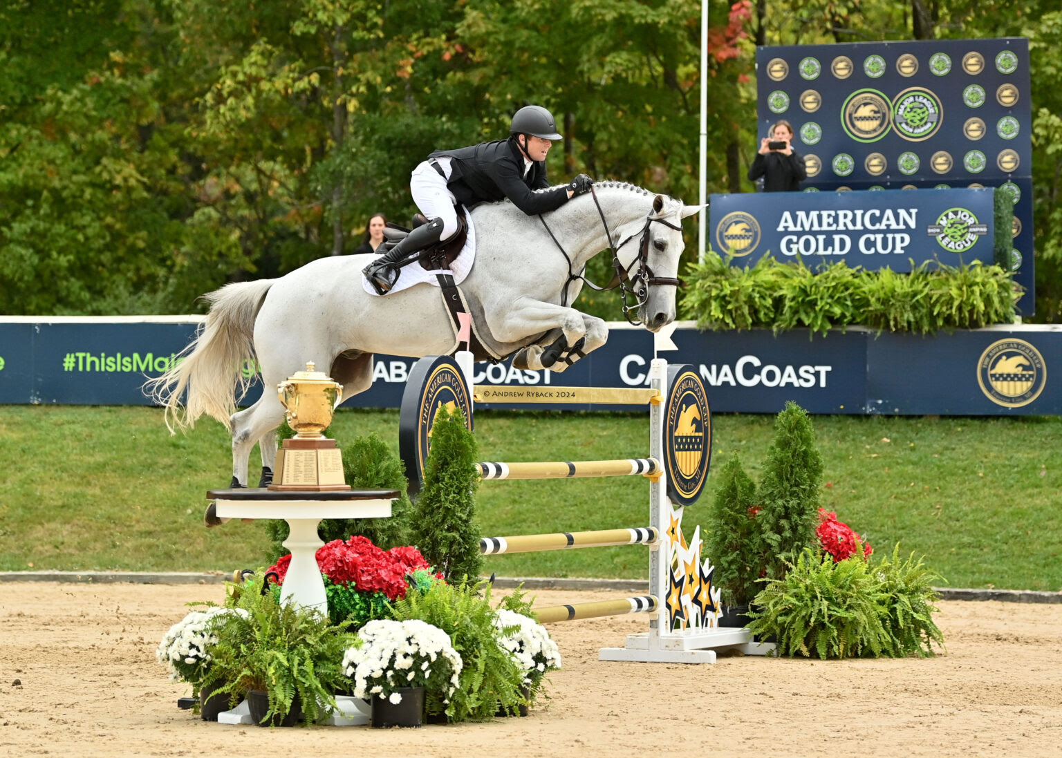 Shane Sweetnam & James Kann Cruz. Photo © Andrew Ryback Photography