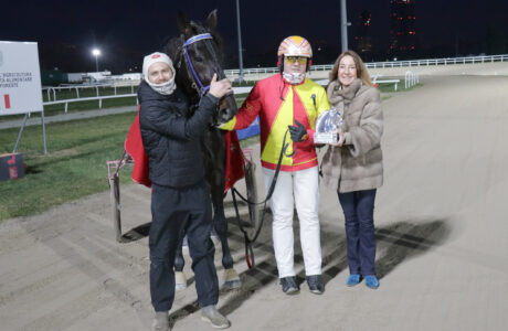 All'Ippodromo SNAI San Siro sabato con al centro il trofeo obiettivo casa che ha visto protagonista Dream Breed.