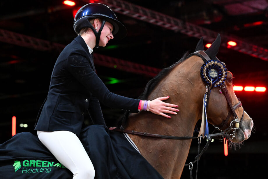 Emily Gulliver riding Fleur De Nuit